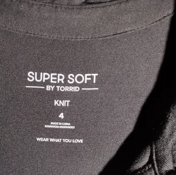 Super Soft Preppy Collar Dress Size 4 by Torrid - Picture 5 of 13